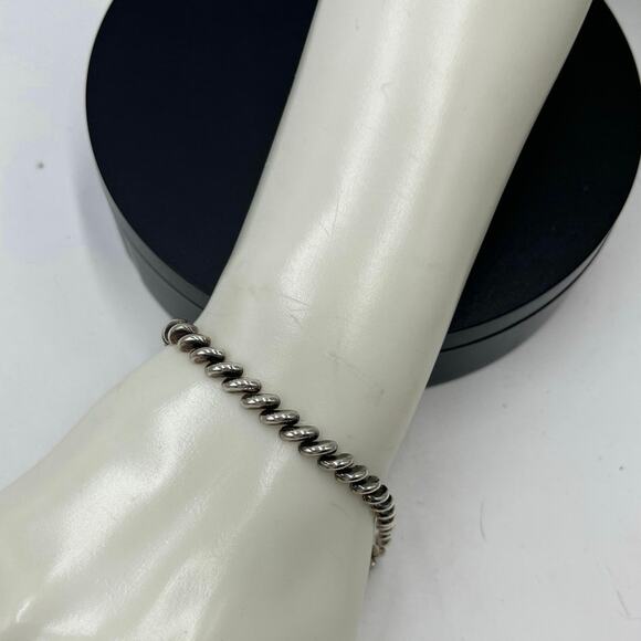 QG Signed Sterling silver Vintage Macaroni Italian Ribbed Link Bracelet Sz 7.5 - Picture 2 of 9